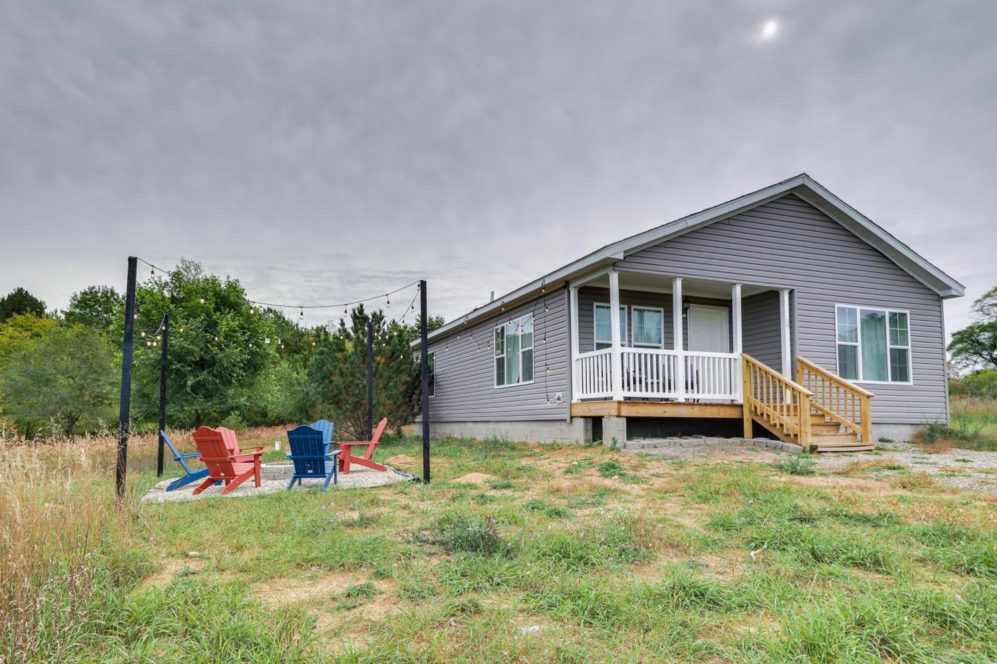 Family Home In Rapid City About 4 Mi To Torch Lake! المظهر الخارجي الصورة