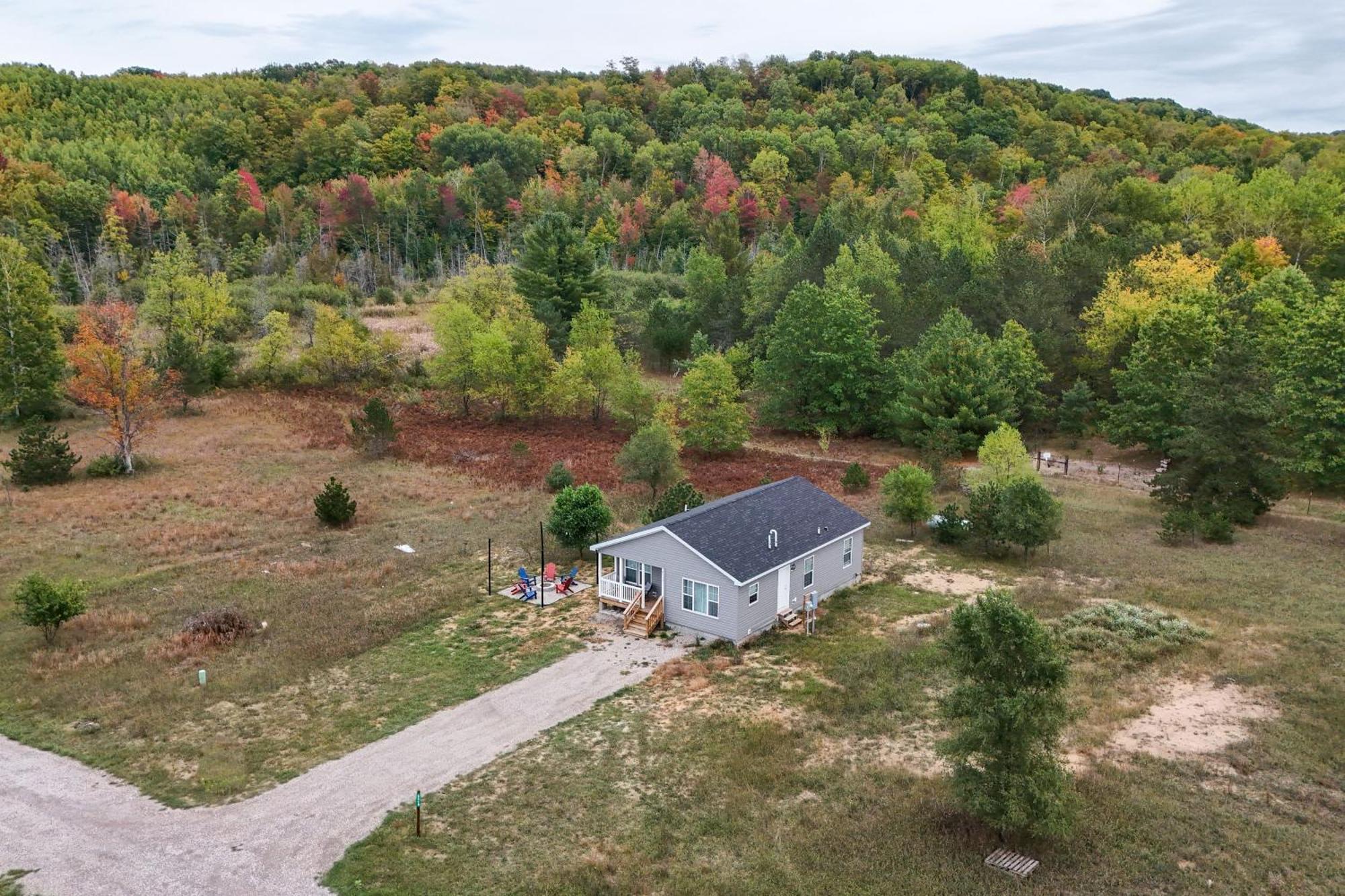 Family Home In Rapid City About 4 Mi To Torch Lake! المظهر الخارجي الصورة